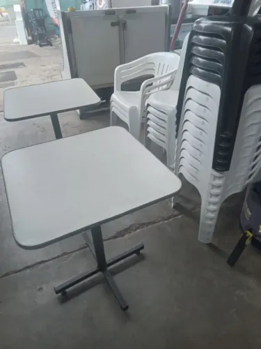 Mesa quadrada 60 x 60 