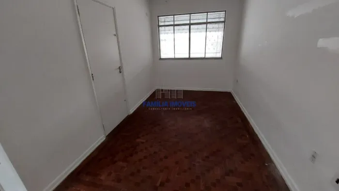 Sobrado à venda 3 quartos edícula Campo Grande SAntos