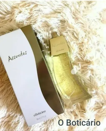 Perfume Accordes tradicional feminino 80 ml, o boticário