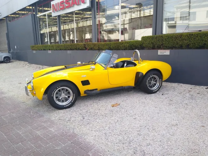 Réplica Shelby cobra V8