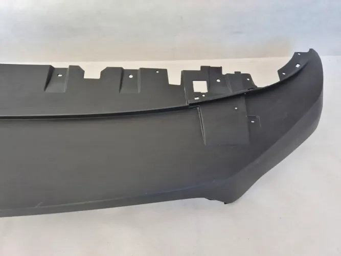 Spoiler parachoque Inferior Tracker 2021 2022 2023 2024 2025 original 
