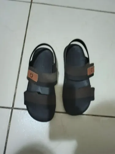 Sandálias masculinas confortáveis