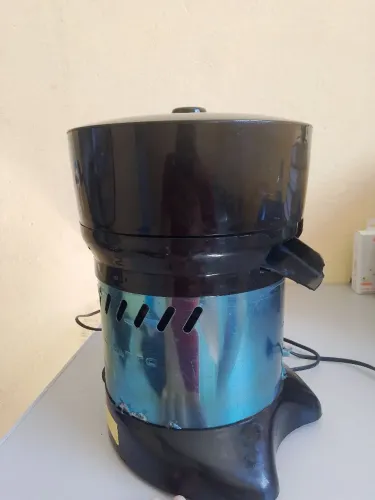 Espremedor de suco industrial inox