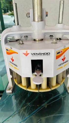 Divisora de pão Venâncio manual