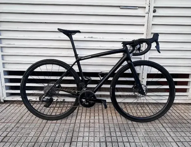 Bicicleta Specialized Aethos Comp + upgrade roda e potencia