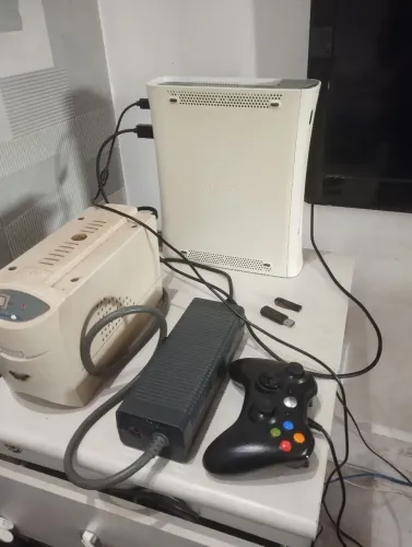 Xbox 360 rgh sem jogos leia o anúncio todo 