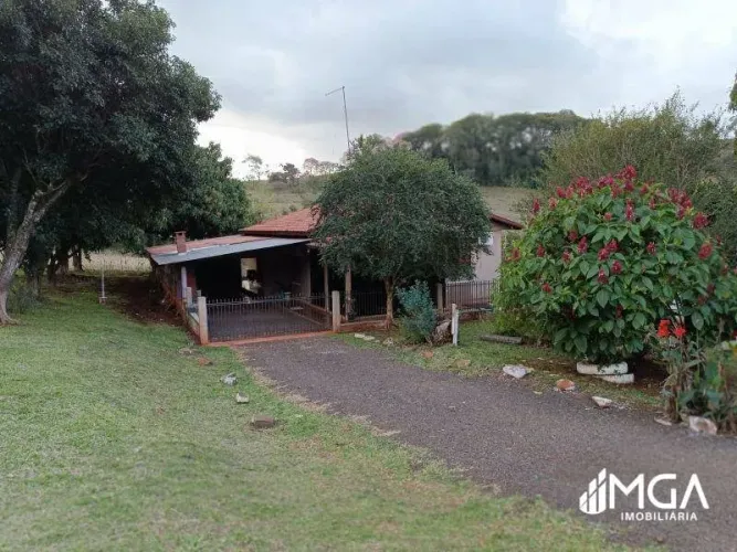 Sítio com 3 dormitórios à venda, 108900 m² por R$ 1.800.000,00 - Área Rural - Missal/PR