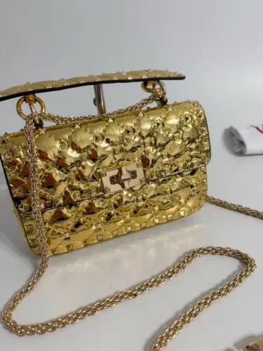 Bolsa dourada ouro gold couro legítimo italiana da Valentino garavani modelo rockstud 