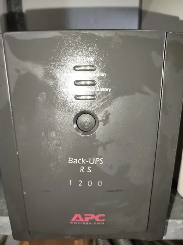 Nobreak APC 1200VA usado 