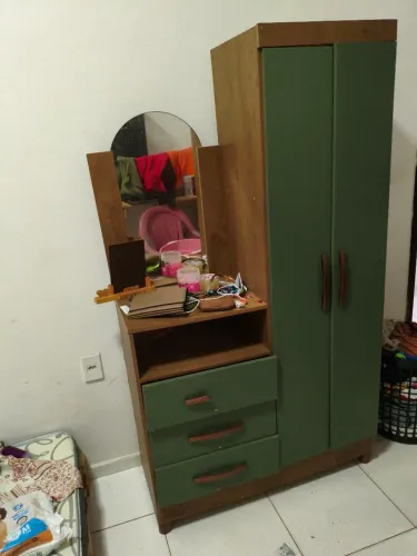 Guarda roupa de solteiro pra doar