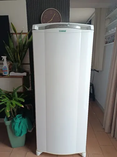 Geladeira 300 litros Consul Frost Free
