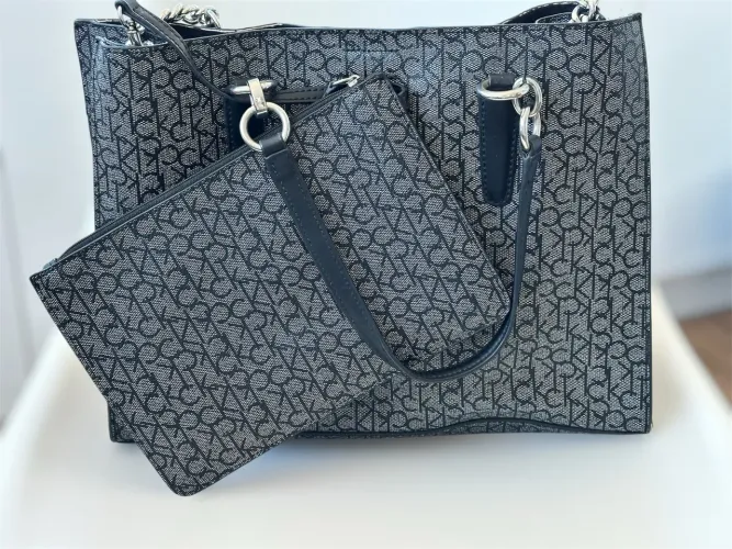 Bolsa Calvin Klein usada