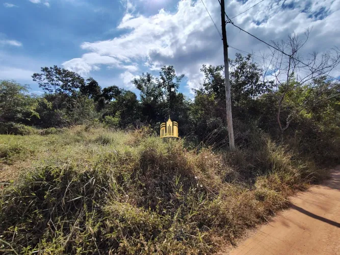 Terreno à Venda Encontro das Águas: 4.076m², Ótima Localização e Topografia!