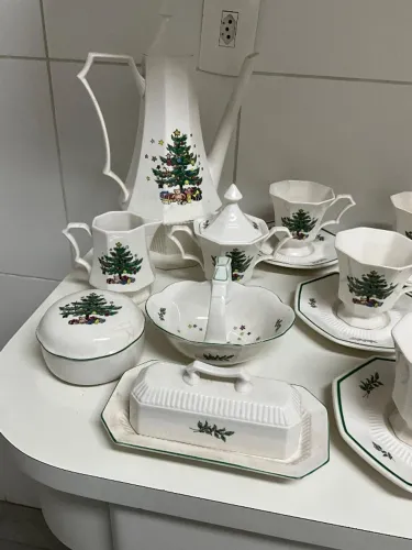 Louças de Natal para cafe
