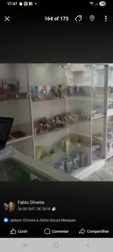 vitrine para celular 1 grande e 1 pequena