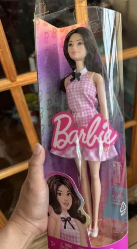 Barbie 224 removida da caixa