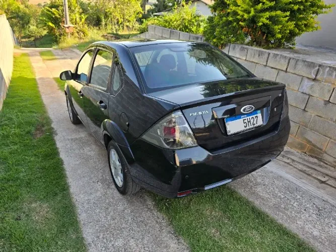 Ford Fiesta Sed. 1.6 8V Flex 4P 2012