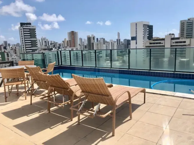 Imóvel para aluguel possui 33 metros quadrados com 1 quarto em Aflitos - Recife - PE