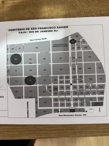 Vendo Jazigo - Cemitério São Francisco Xavier (Caju)