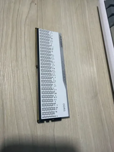 Memória ddr5 juhor 16gb 6000mhz