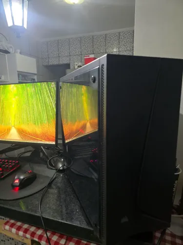 PC Gamer | i5 16gb ram 1080ti
