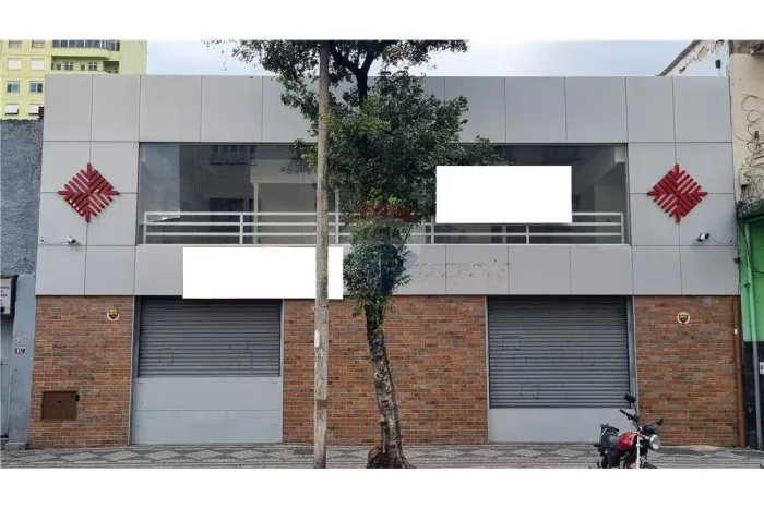 Loja comercial à venda com 908m² no centro de Belo Horizonte e escada rolante que interlig