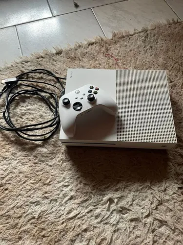 Xbox One S 750gb