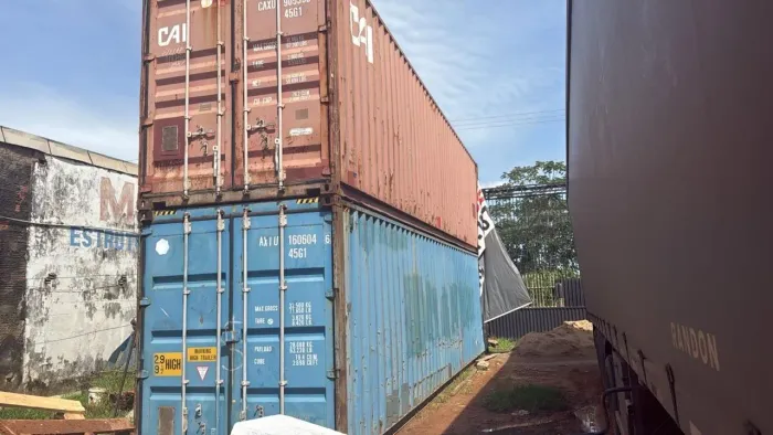 Container
