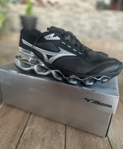 Tênis Mizuno Wave Prophecy 15