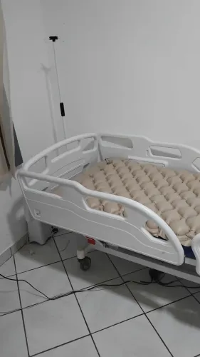 Cama hospitalar 