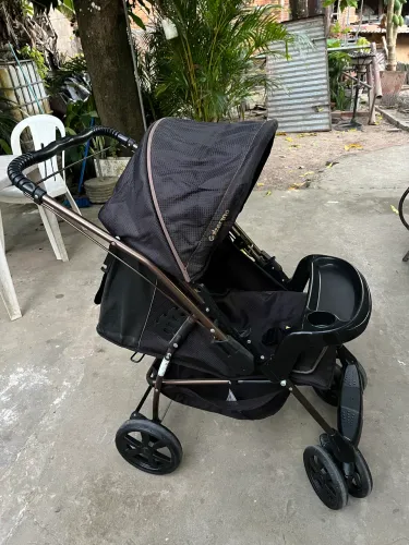 Carrinho de bebê galzerano