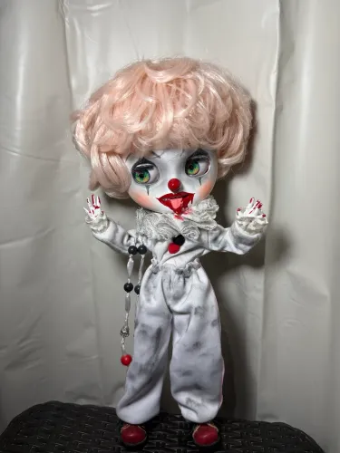 Boneca Blythe - Inspirada no Pennwise - It a coisa
