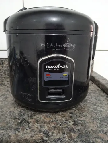 Panela Elétrica de Arroz