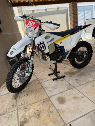 HUSQVARNA TE 300 2T