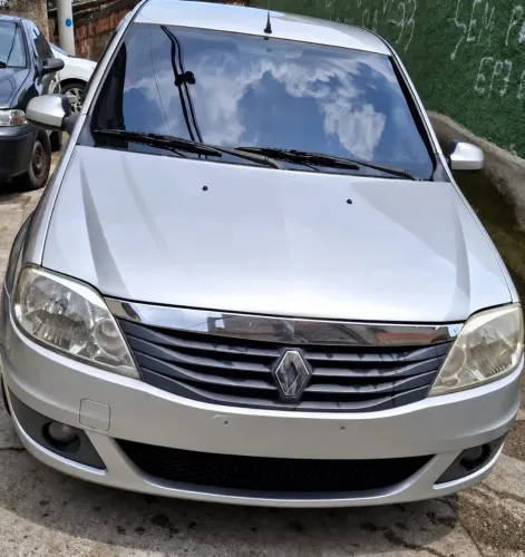 Renault Logan Expression Hi-flex 1.6 8V 4P 2013