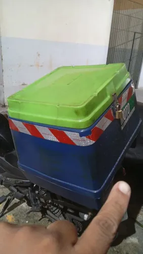 Baú com suporte