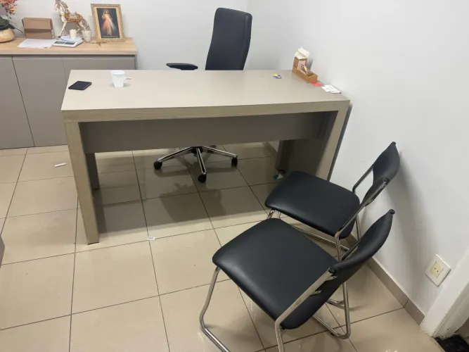 Consultório/ maca/ mesa /bancada /comoda
