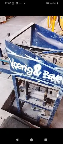 Vendo Máquina para Produção de Blocos de Concreto