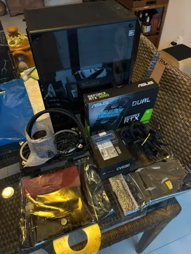PC gamer completo RTX 3050 ASUS 6GB , AMD RYZEN 7 5700x , 2x8GB kingston fury beast rgb