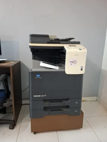 Konika c 221 funcionando bem