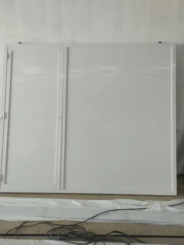Portão em alumínio branco novo completo para as medidas: 2.40mt largura x 2.10mt altura