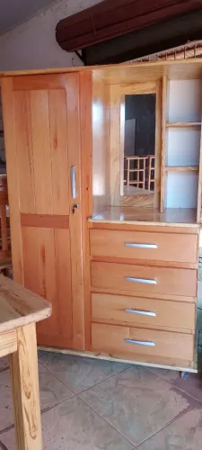 Guarda Roupa de Solteiro Novo de fábrica.