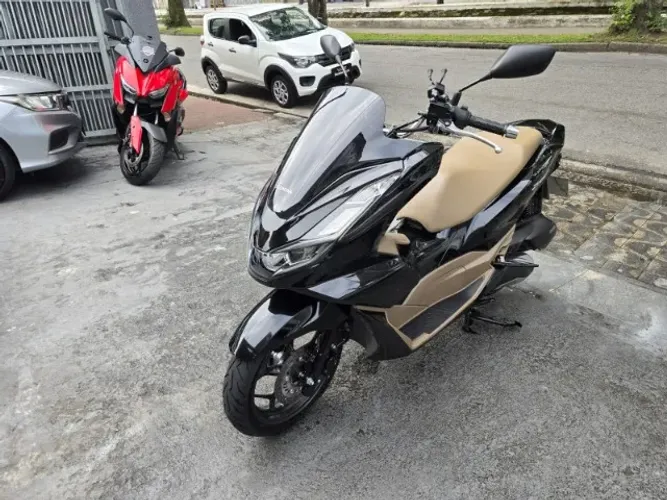 Honda PCX 160cc DLX ABS 2026