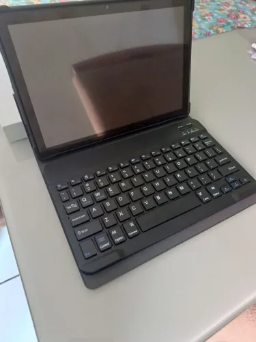 Tablet + teclado 