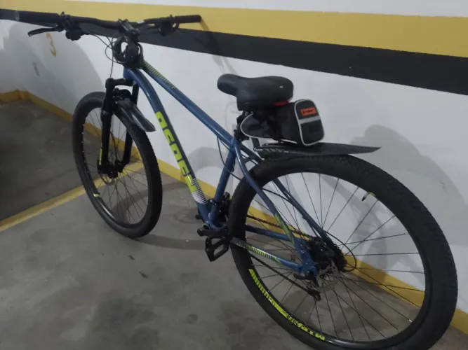 Caloi Aspen aro 29 azul praticamente nova, já montada e com acessórios 