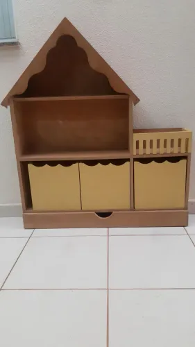 Brinquedo Casinha Madeira USADA