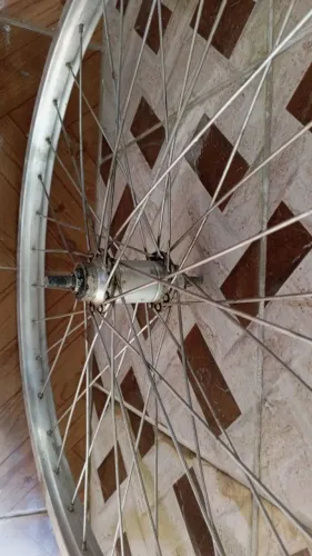 Aro dianteiro da bicicleta Monark barra forte