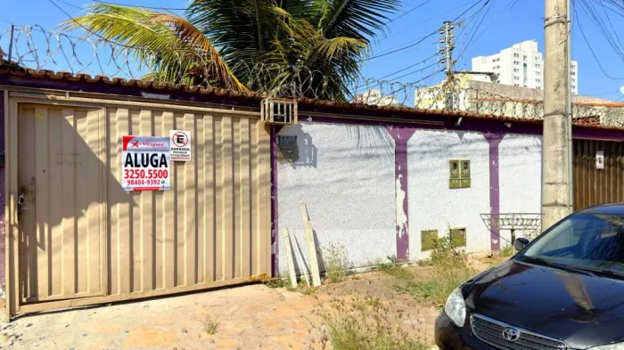 Casa - Rua C-136 - Casa 01 - Jardim América