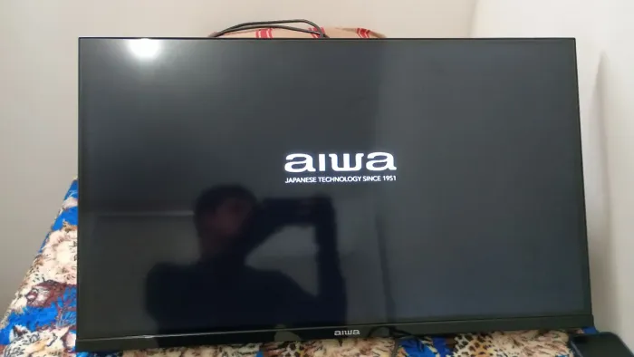 Smart TV AiWA (Valor Negociável)