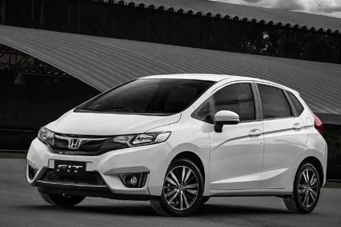 SUCATA HONDA FIT 2015 DISPONÍVEL PARA RETIRADA DE PEÇAS 
